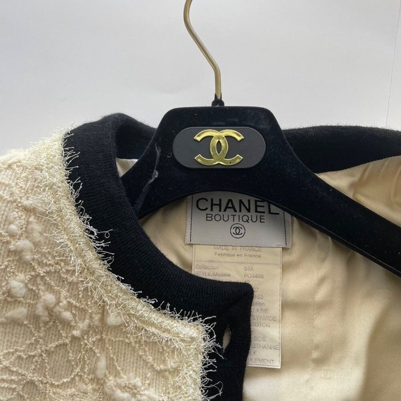 CHANEL 1994 Runway Tweed Jacket CC Buttons Boucle Iconic Collectable Size 42 EUC - Picture 14 of 16